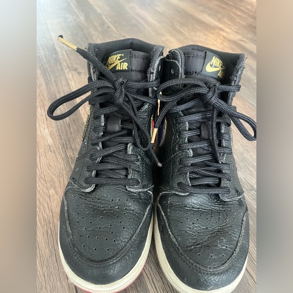 Jordan 1 Retro High OGs - Picture 5 of 5